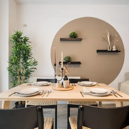 Spacious P06 Apartament