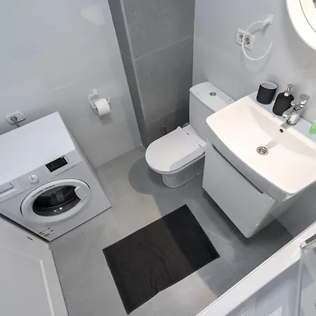 Apartament Spacious P06 *