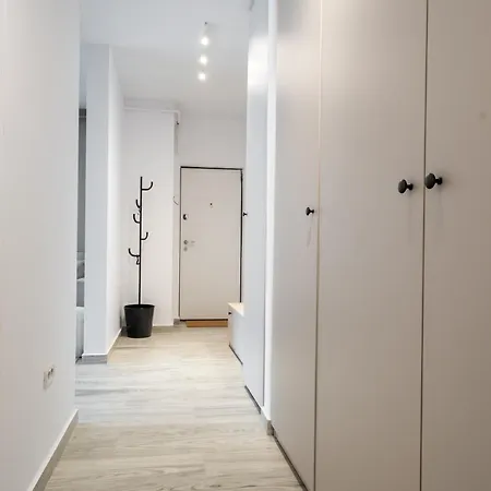 Apartament Spacious P06 *