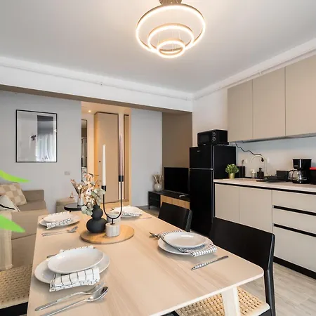 Apartament Spacious P06 Bucureşti